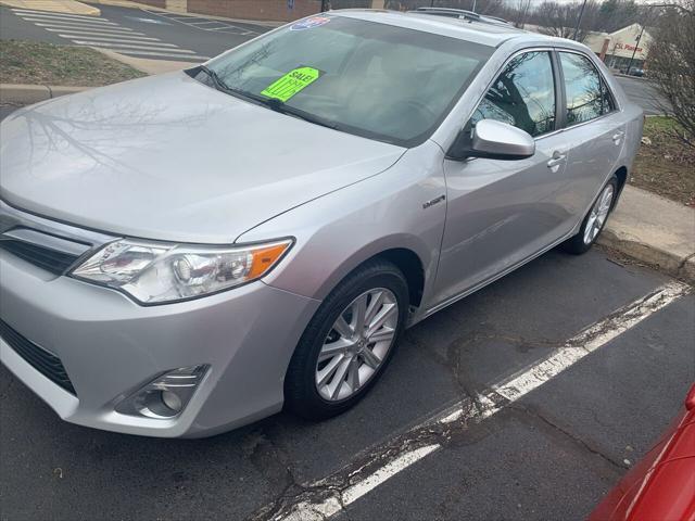 used 2012 Toyota Camry Hybrid car, priced at $11,995