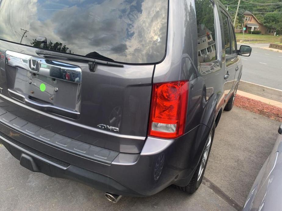 used 2014 Honda Pilot car, priced at $17,995