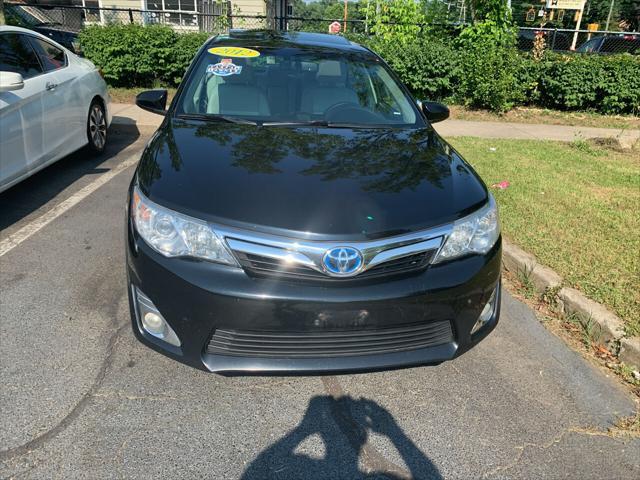 used 2012 Toyota Camry Hybrid car, priced at $10,995