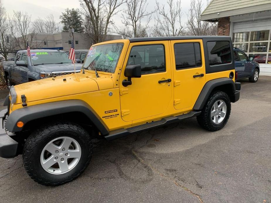 used 2015 Jeep Wrangler Unlimited car, priced at $22,995