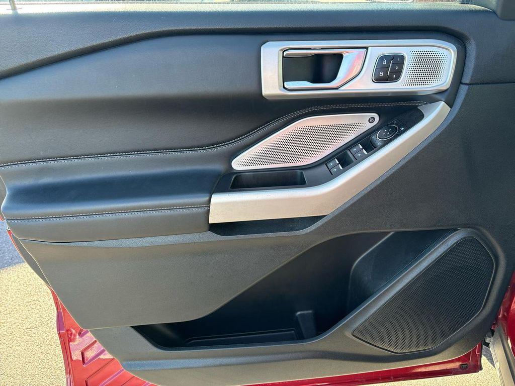 used 2024 Ford Explorer car, priced at $39,900