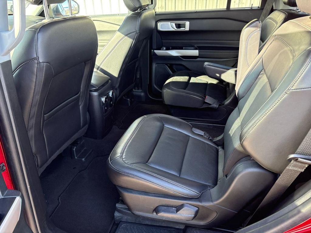 used 2024 Ford Explorer car, priced at $39,900