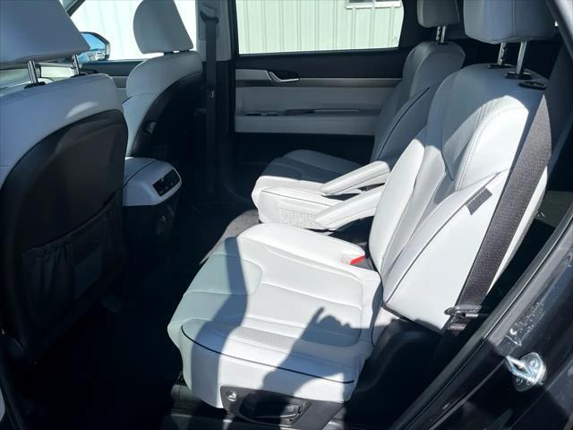 used 2024 Hyundai Palisade car, priced at $37,900