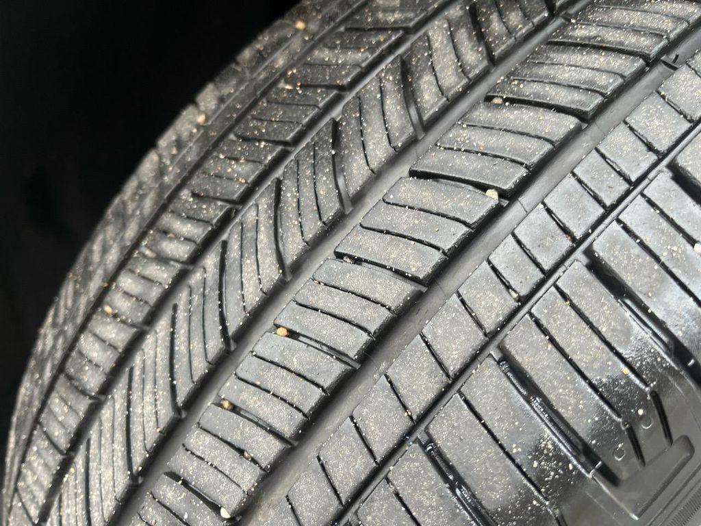 used 2024 Ford Explorer car, priced at $37,900