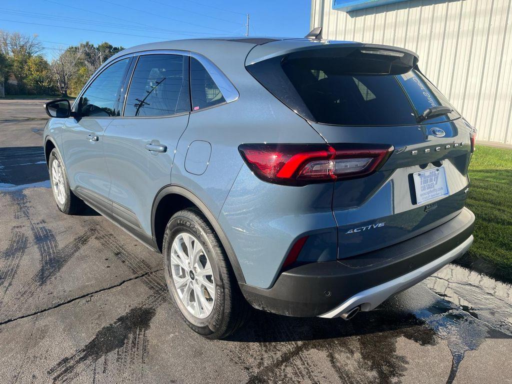 used 2024 Ford Escape car, priced at $24,900