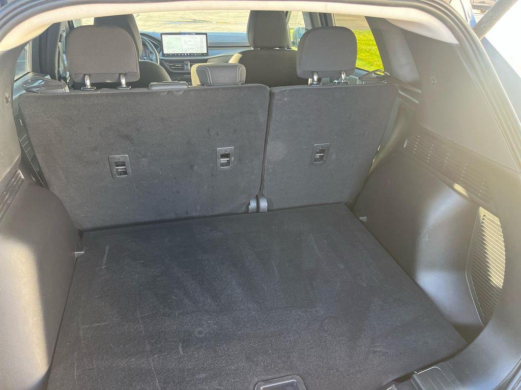 used 2024 Ford Escape car, priced at $24,900