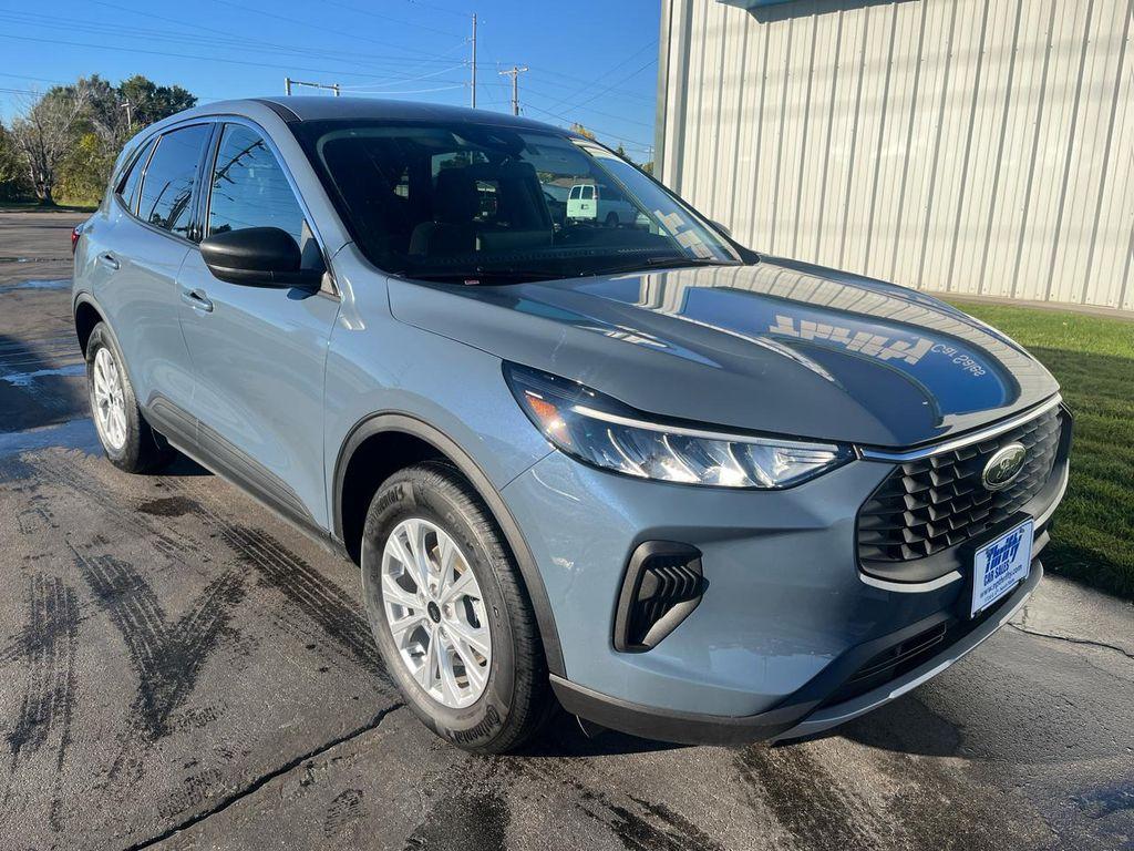 used 2024 Ford Escape car, priced at $24,900