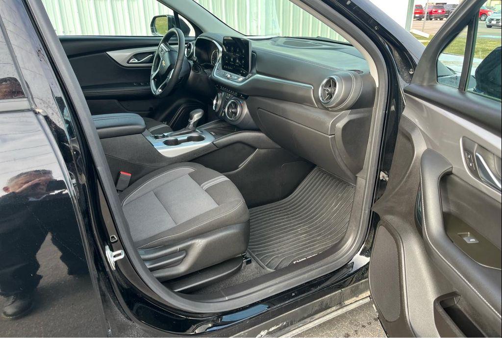 used 2024 Chevrolet Blazer car, priced at $31,500