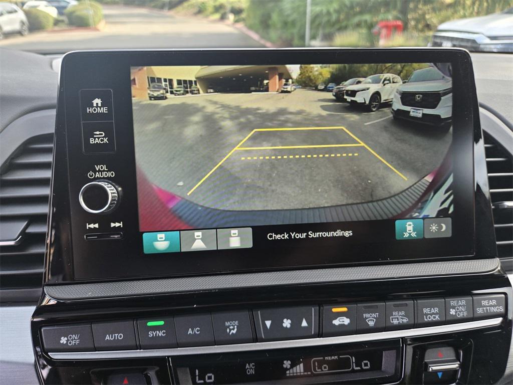 new 2026 Honda Odyssey car, priced at $43,845