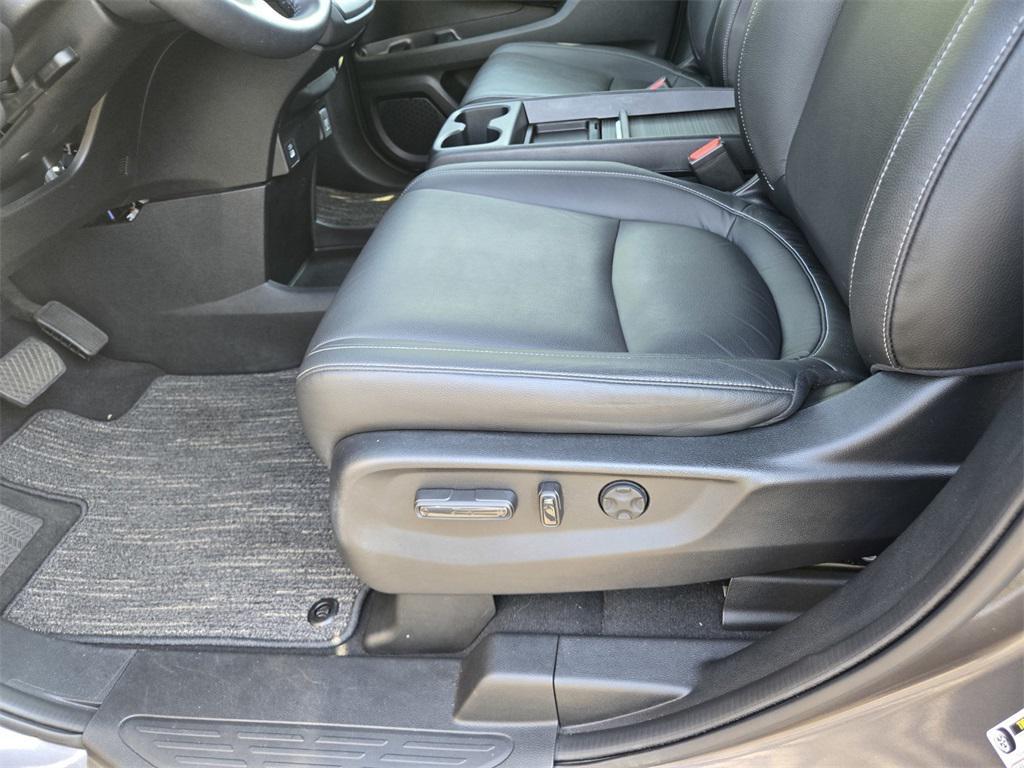 used 2024 Honda Odyssey car, priced at $41,888