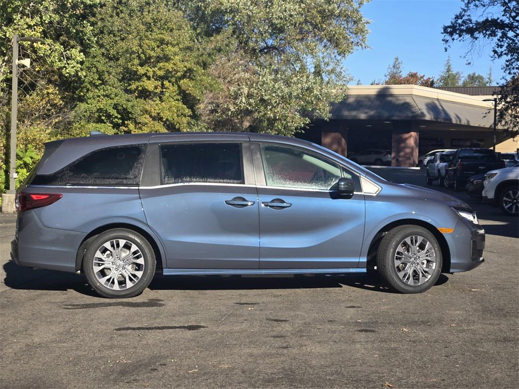 new 2026 Honda Odyssey car, priced at $46,990