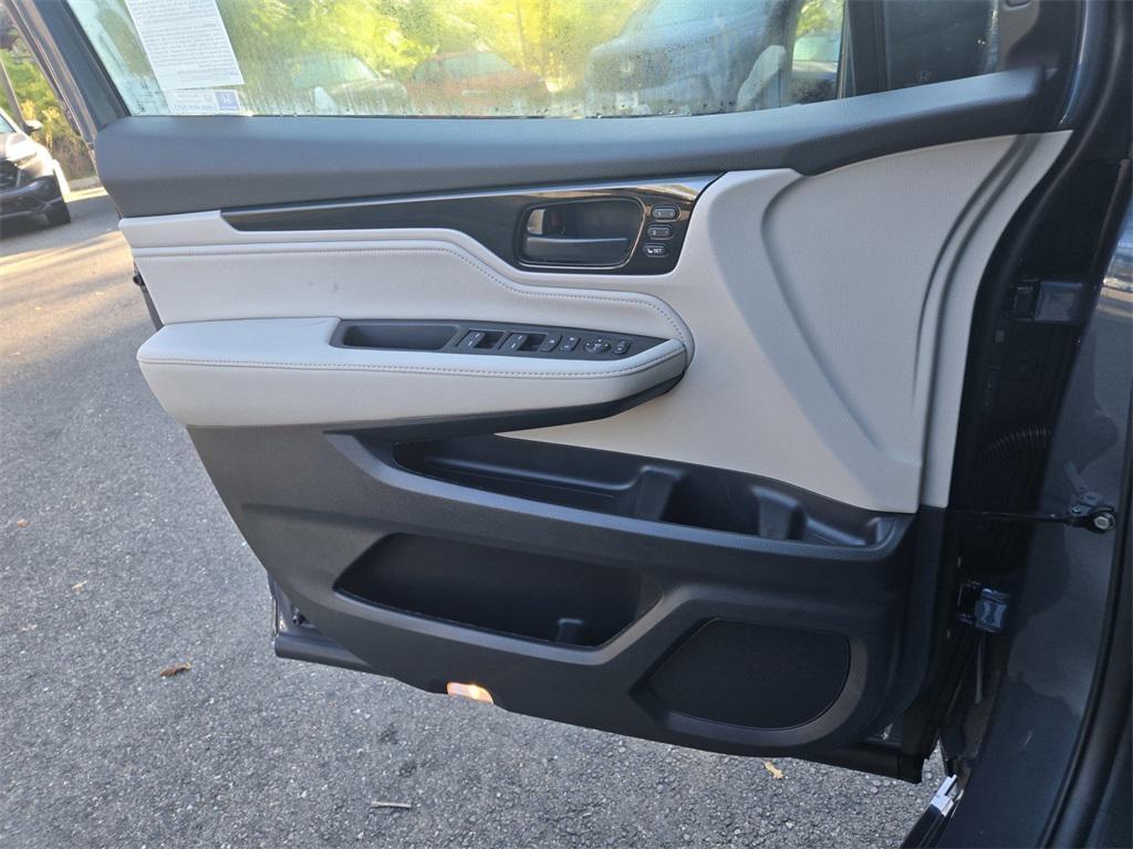 new 2026 Honda Odyssey car, priced at $46,990
