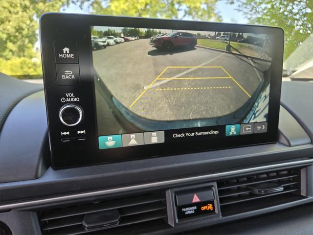 used 2025 Honda Pilot car, priced at $42,555