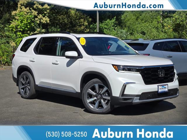 new 2025 Honda Pilot car, priced at $52,885