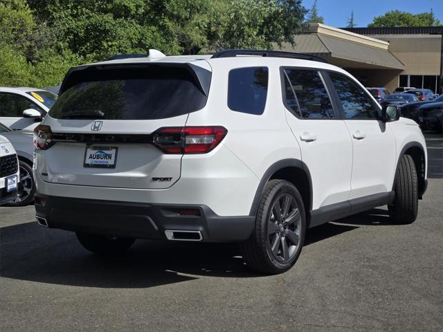 new 2025 Honda Pilot car, priced at $42,405