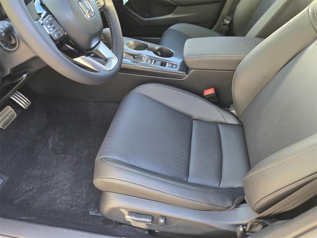 new 2026 Honda Civic Hybrid car, priced at $33,690