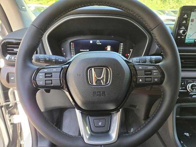 new 2025 Honda Pilot car, priced at $52,885