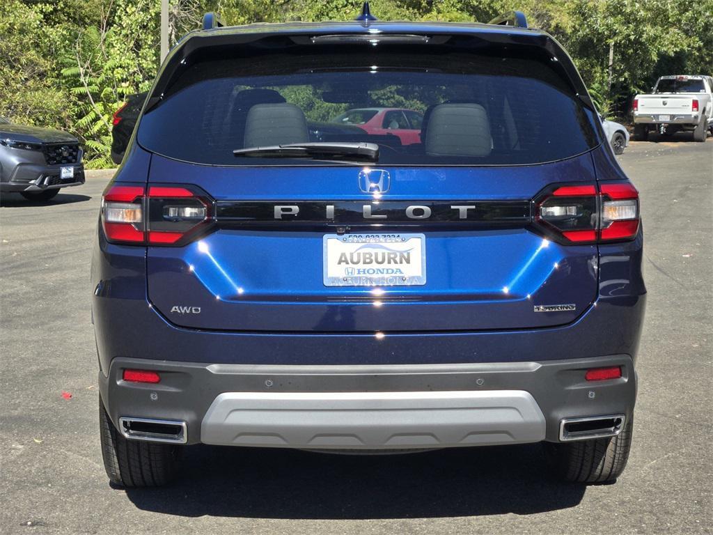 new 2025 Honda Pilot car, priced at $49,095