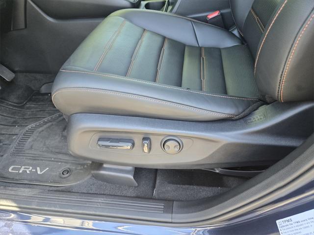 used 2025 Honda CR-V Hybrid car, priced at $37,777