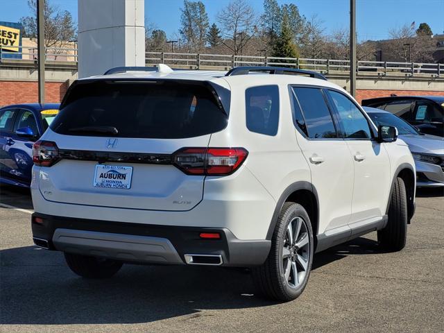 new 2025 Honda Pilot car, priced at $53,160