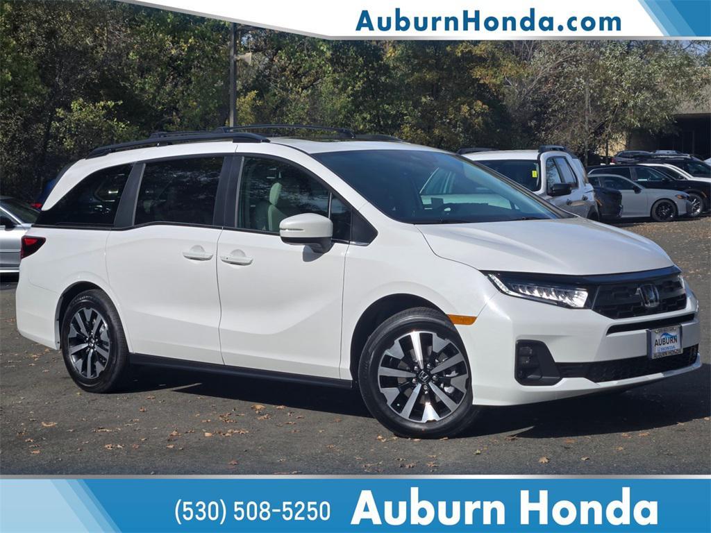 new 2026 Honda Odyssey car, priced at $43,340