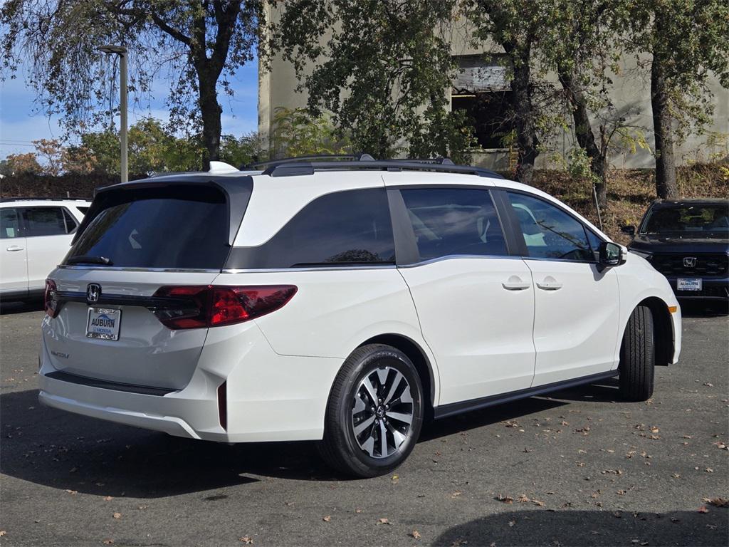 new 2026 Honda Odyssey car, priced at $43,340