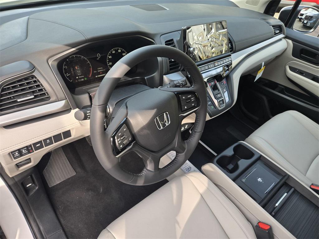 new 2026 Honda Odyssey car, priced at $43,340