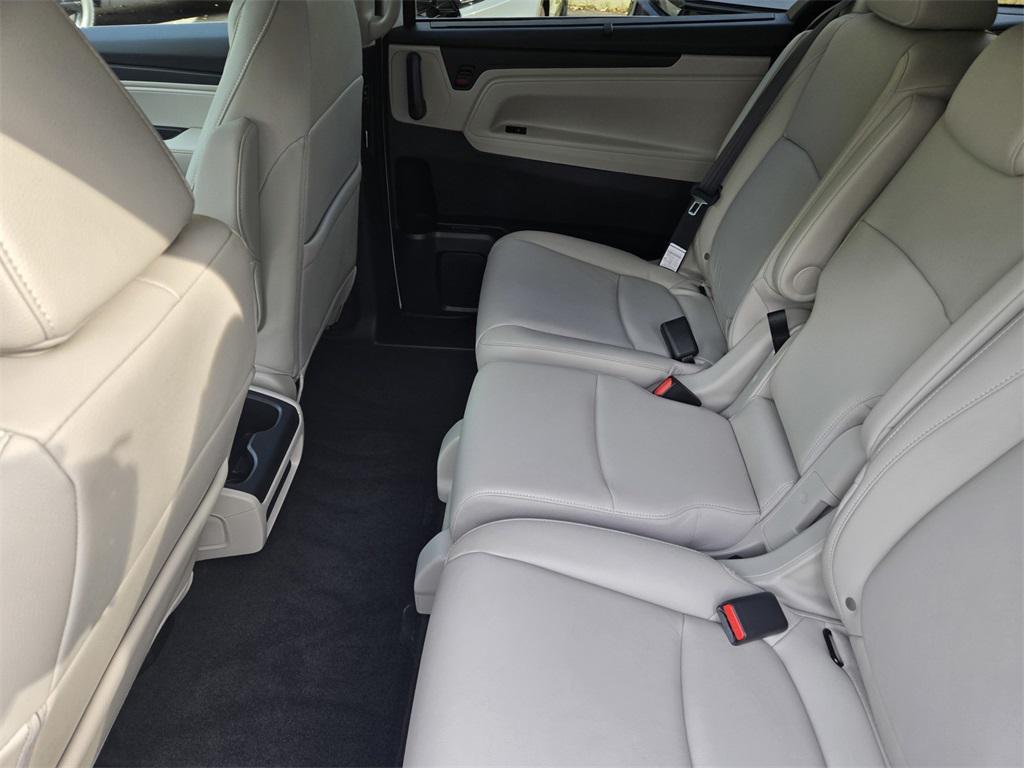 new 2026 Honda Odyssey car, priced at $43,340