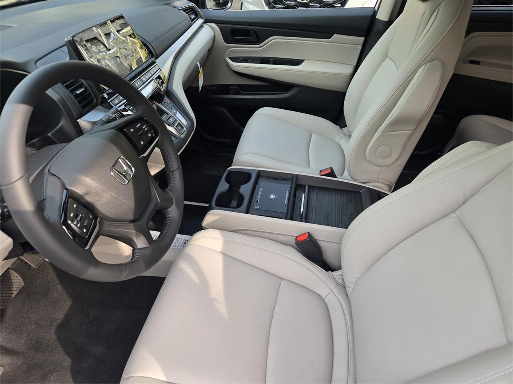 new 2026 Honda Odyssey car, priced at $43,340