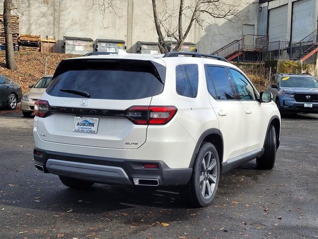 new 2025 Honda Pilot car, priced at $52,930