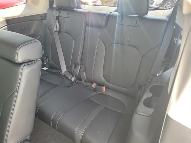 new 2025 Honda Pilot car, priced at $50,850