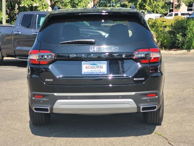 new 2025 Honda Pilot car, priced at $50,850