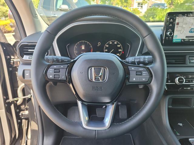 new 2025 Honda Pilot car, priced at $50,850