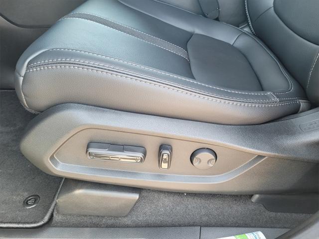 new 2025 Honda Pilot car, priced at $50,850
