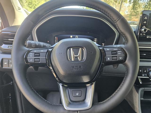 new 2025 Honda Pilot car, priced at $53,160