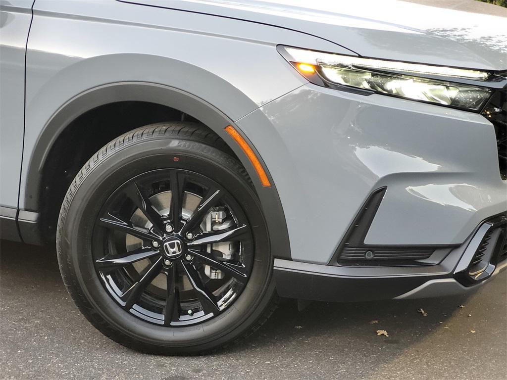new 2025 Honda CR-V Hybrid car, priced at $39,800