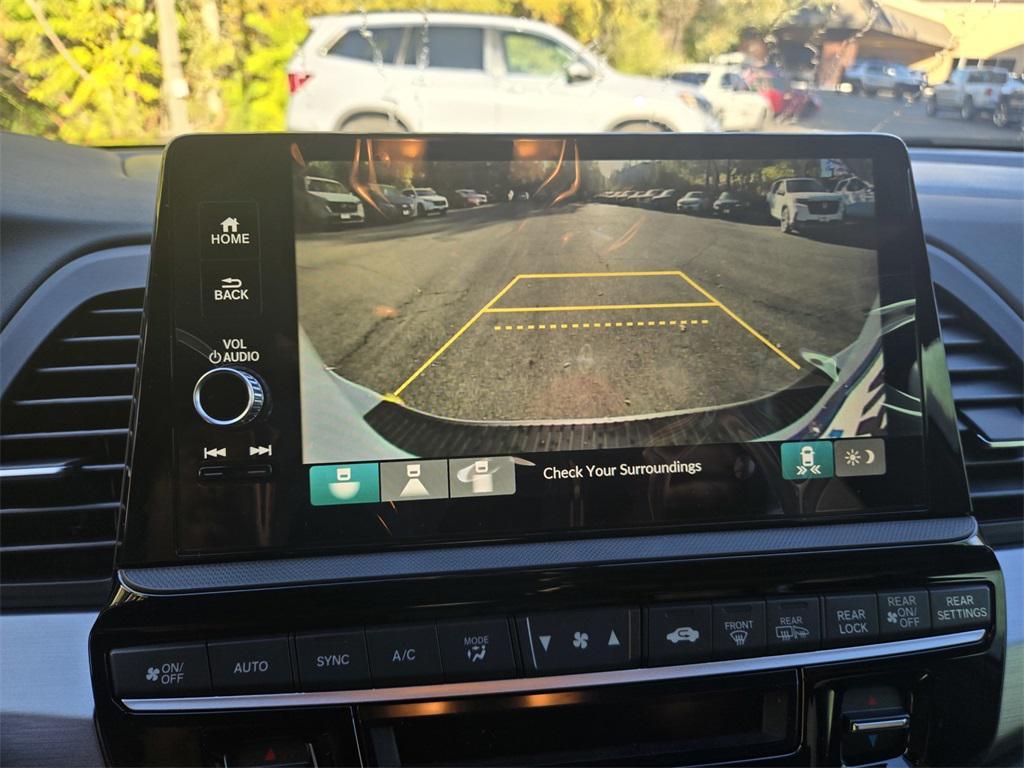 new 2026 Honda Odyssey car, priced at $43,845