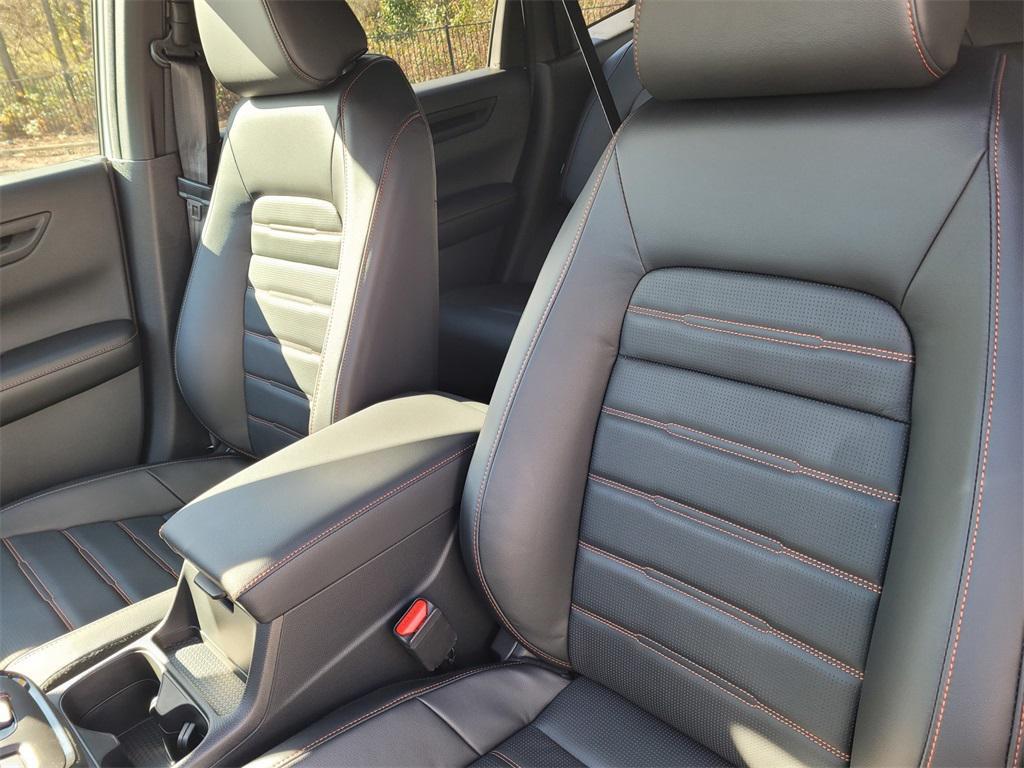 new 2025 Honda CR-V Hybrid car, priced at $39,800