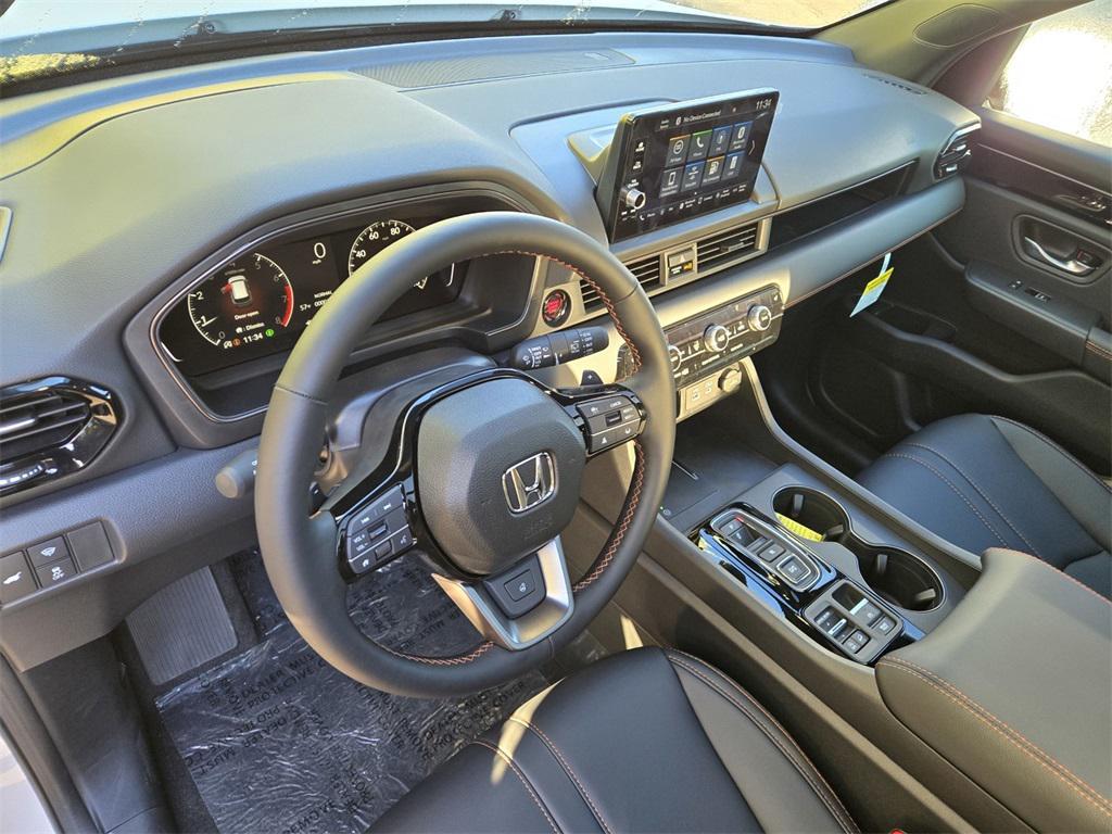 new 2025 Honda Pilot car, priced at $50,330