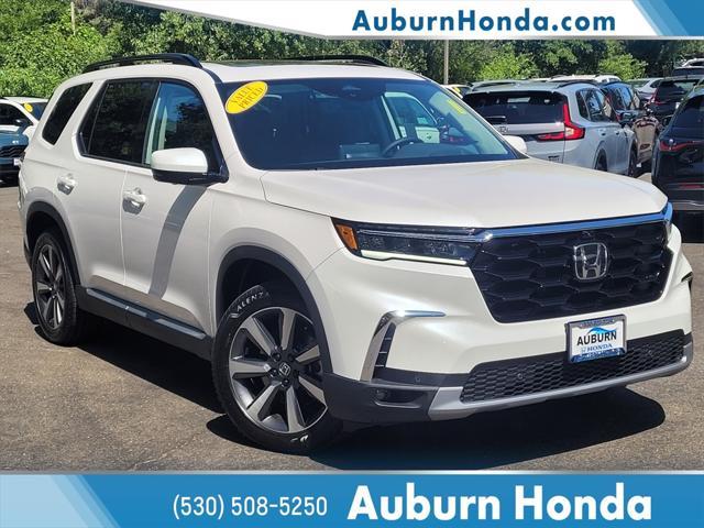 new 2025 Honda Pilot car, priced at $52,885
