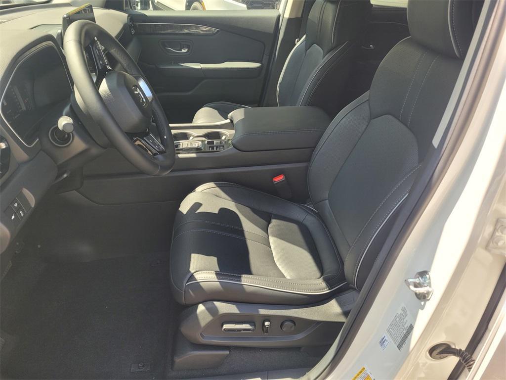 new 2025 Honda Pilot car, priced at $52,885