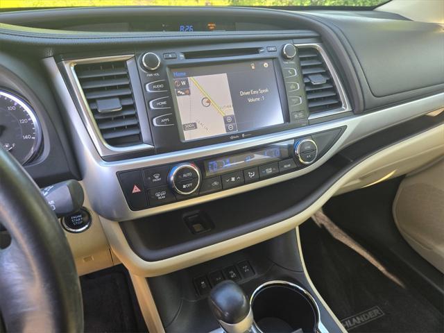 used 2014 Toyota Highlander car, priced at $17,988