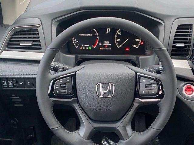 new 2026 Honda Odyssey car, priced at $42,777