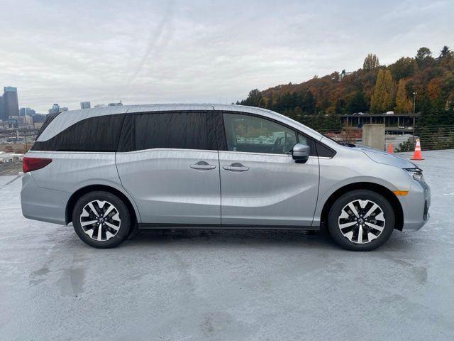 new 2026 Honda Odyssey car, priced at $42,777
