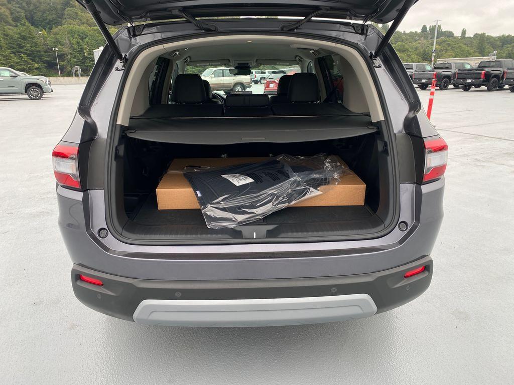 new 2025 Honda Pilot car, priced at $45,177