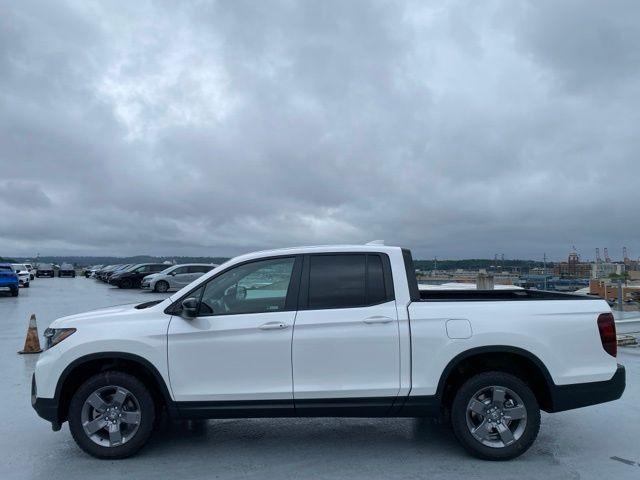 new 2025 Honda Ridgeline car, priced at $45,999