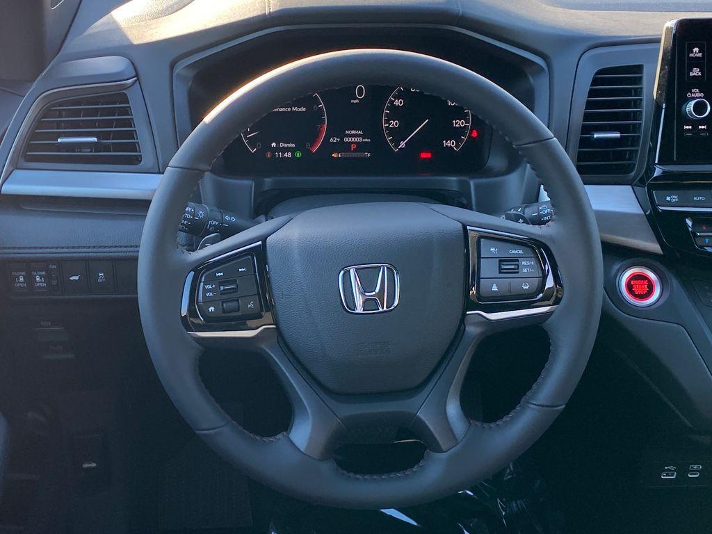 new 2026 Honda Odyssey car, priced at $44,299