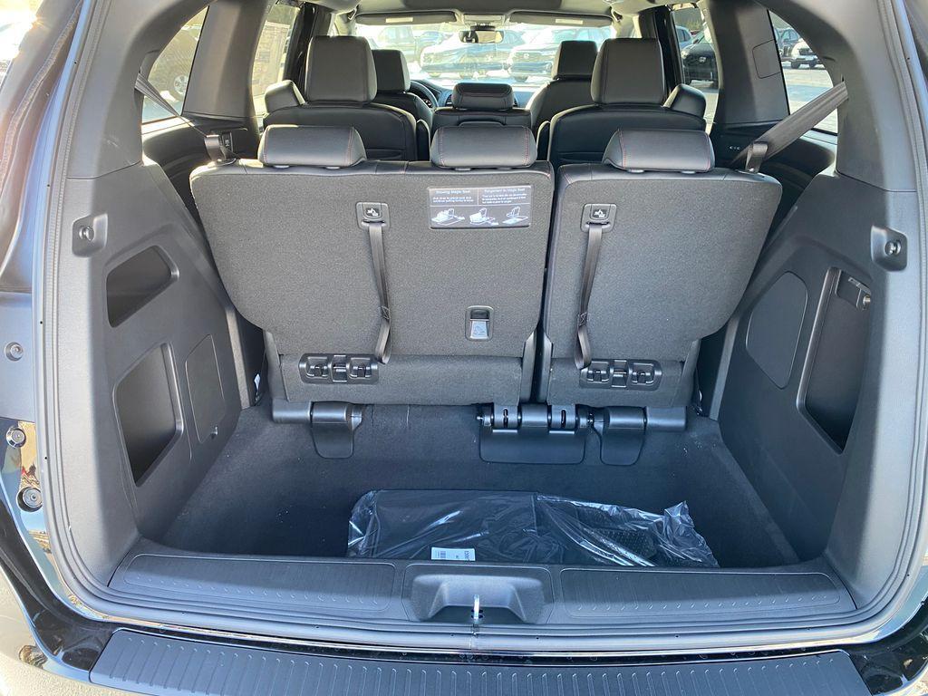 new 2026 Honda Odyssey car, priced at $44,299