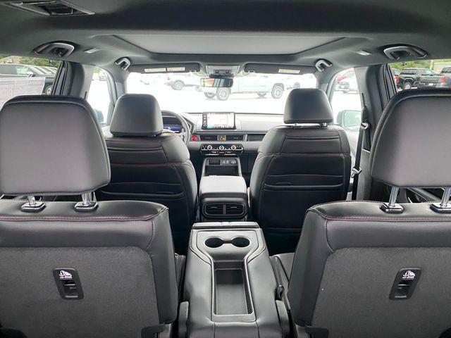 new 2025 Honda Pilot car, priced at $54,799