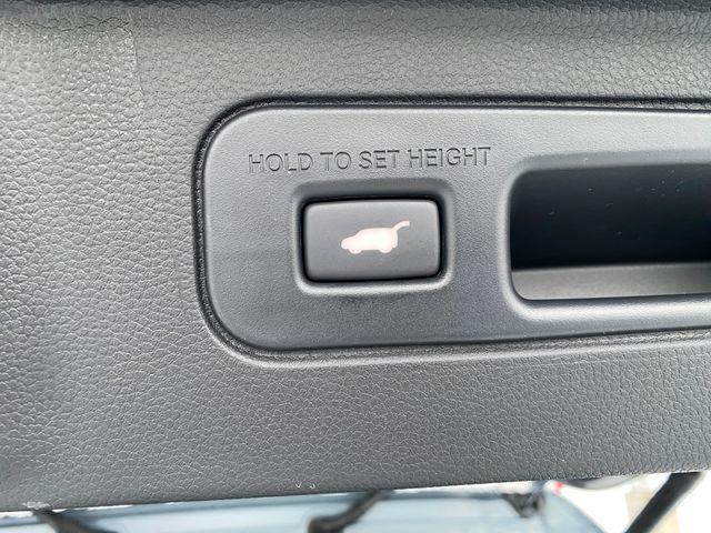 new 2025 Honda Pilot car, priced at $51,005